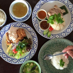 Ethnic cafe ~clover~